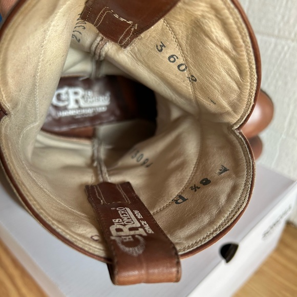 Boots - Picture 11 of 11